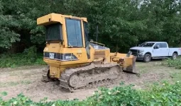 
										Bulldozer Caterpillar D5G XL año 2006 completo									