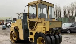 
										Vibro mixto Bomag 154 A año 1990 completo									