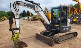 Miniexcavadora Bobcat E45 año 2018