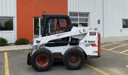 
										Minicargador Bobcat S590 año 2019 completo									