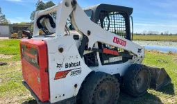 
										Minicargador Bobcat S570 año 2017 completo									