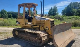 Bulldozer Caterpillar D5G año 2003