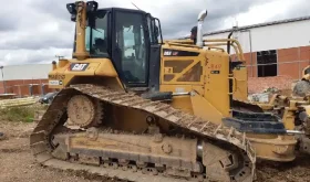 Bulldozer Caterpillar D6N GLP año 2015