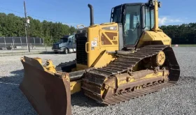 Bulldozer Caterpillar D6N LGP año 2012