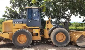 Cargador John Deere 5544K II año 2019