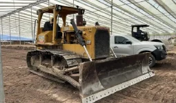 
										Bulldozer Caterpillar D6D 4X año 1980 completo									