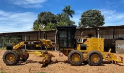 
										Motoniveladora Caterpillar 12K año 2019 completo									