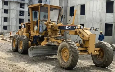 Motoniveladora Caterpillar 140H
