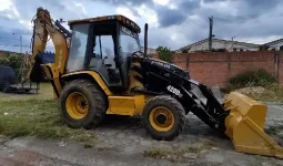 
										Retrocargador Caterpiller 420D año 2004 completo									