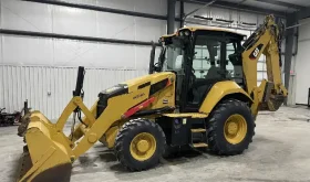 Retrocargador Caterpillar 420F2 año 2018