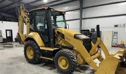 
										Retrocargador Caterpillar 420F2 año 2018 completo									