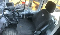 
										Cargador Caterpillar 938K año 2015 completo									