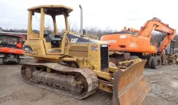 
										Bulldozer Caterpillar D5G XL año 2004 completo									