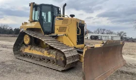 Bulldozer Caterpillar D6N LGP año 2018