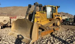 
										Bulldozer Caterpillar D8T año 2007 completo									