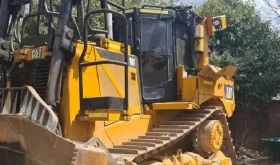 Bulldozer Caterpillar D8T año 2009