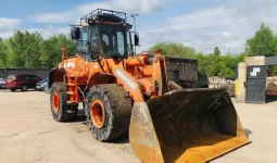 
										Cargador Doosan DL-300 año 2012 completo									