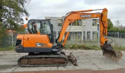 
										Excavadora Doosan DX55E año 2011 completo									