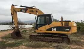 Excavadora Caterpillar 320D año 2008