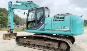 Excavadora Kobelco SK210LC-9 año 2015