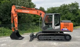 Excavadora Hitachi ZX110 año 2012