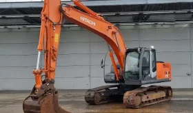 Excavadora Hitachi ZX210LC año 2007