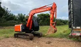 Excavadora Hitachi ZX 70 año 2012