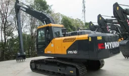 
										Excavadora Hyundai R215 VS año 2023 Long Reach completo									