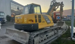 
										Excavadora Komatsu PC110R año 2005 completo									