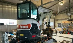 
										Miniexcavadora Bobcat E26 año 2020 completo									