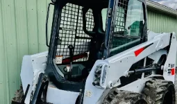 
										Minicargador Bobcat S150 año 2017 completo									