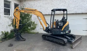 Miniexcavadora Hyundai Robex año 2017