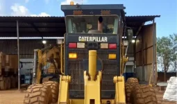 
										Motoniveladora Caterpillar 140K año 2018 completo									