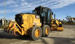 
										Motoniveladora Caterpillar 120K año 2020 completo									