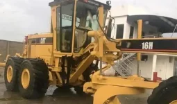 
										Motoniveladora Caterpillar 16H año 2002 completo									