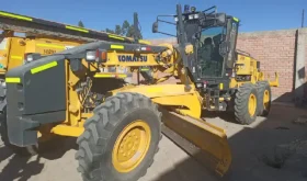 Motoniveladora Komatsu GD555-5 año 2019