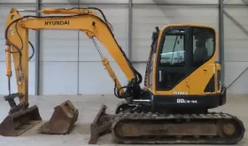 Excavadora Hyundai 80CR-9 A año 2015