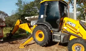 Retrocargador JCB 3CX año 2015