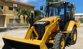 Retrocargador Caterpillar 416F2 año 2018