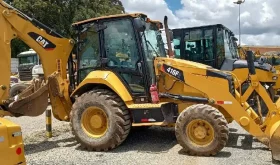 Retrocargador Caterpillar 416F2 año 2019