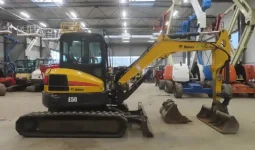 
										Mini-excavadora Bobcat E50 EM año 2014 completo									