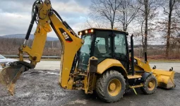 
										Retrocargador Caterpillar 420F2 año 2015 completo									