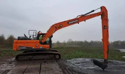 Excavadora Doosan DX 225 Long Reach año 2021