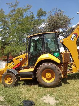 Retrocargador Caterpillar 416 año 2022