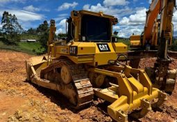 
										Bulldozer Caterpillar D6T año 2012 completo									