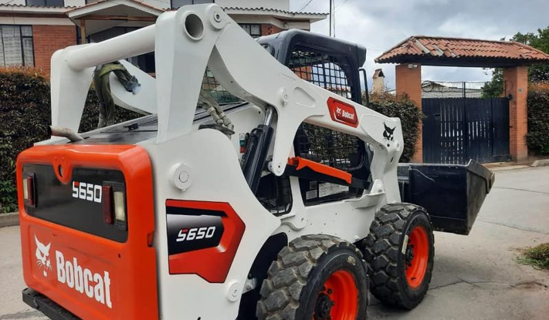 
								Minicargador Bobcat S650 año 2012 completo									