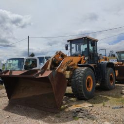 
										Cargador Hyundai HL760-9S año 2015 completo									