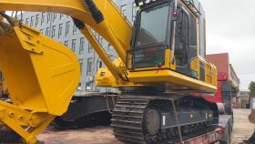 Excavadora Komatsu PC200-8N año 2023 nueva