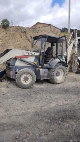 Retroexcavadora Terex TX760 año 2008