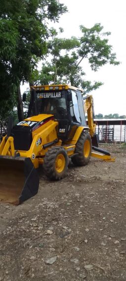 Retroexcavadora Caterpillar 420D año 2004  $165000000